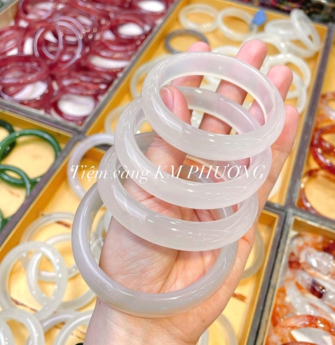 PHONG THUỶ CHO NGƯỜI MỆNH KIM & MỆNH THUỶ 